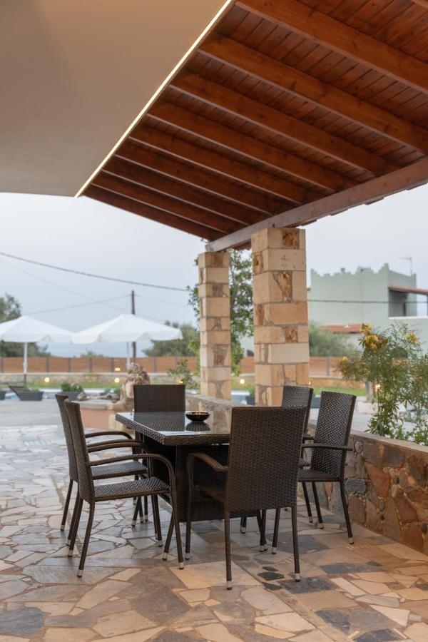 Nontas Ntina With Private Pool & Playground Villa