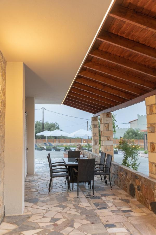 Nontas Ntina With Private Pool & Playground Villa